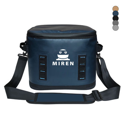Zip adalah 14L Square Hopper Cooler dengan lapisan anti bocor yang bisa menahan 24 kaleng bir!